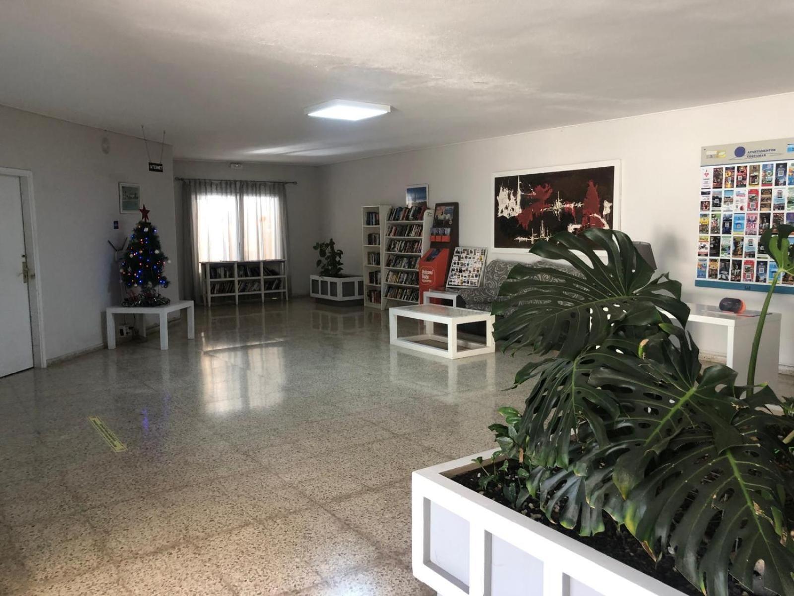 Apartment Elegante Com Varanda E Otima Localizacao